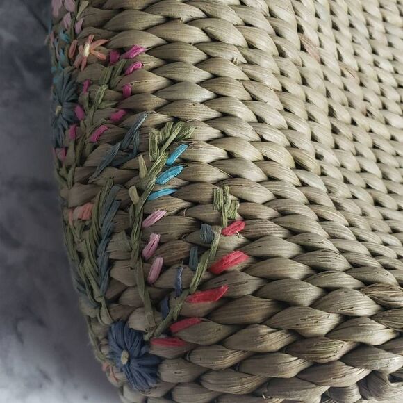 Butterfly Corn Husk Butterfly Bag - Picture 10 of 16